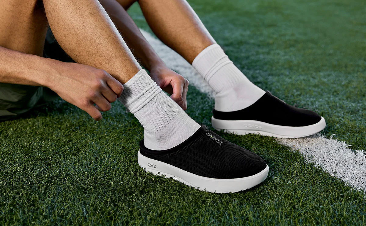 Men's OOcoozie Sport Mule - White Black 8 Men's OOcoozie Sport Mule - White Black