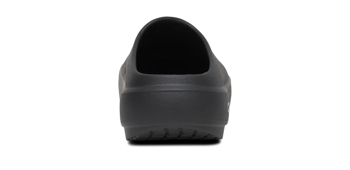 Men's Cloog PLUS Clog - Black 6 Women's Cloog PLUS Clog - Black