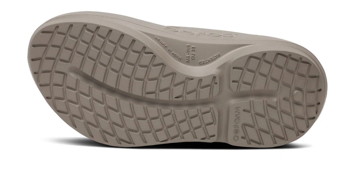 Women's OOriginal PLUS Sandal - Driftwood 7 Women's OOriginal PLUS Sandal - Driftwood