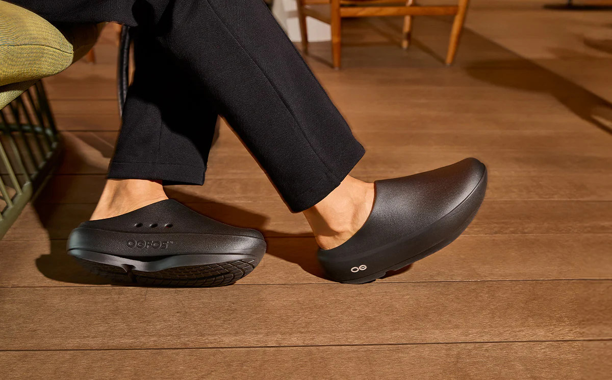Men's Cloog PLUS Clog - Black 9 Men's Cloog PLUS Clog - Black