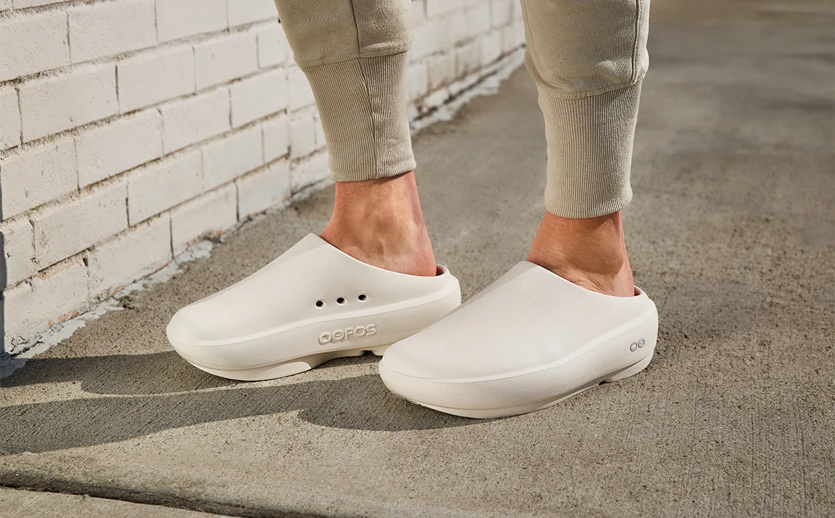 Men's Cloog PLUS Clog - Chalk 9 Men's Cloog PLUS Clog - Chalk
