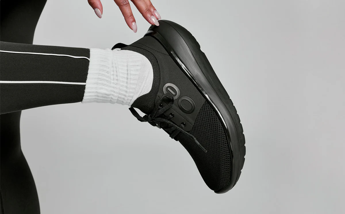 Women's OOmy Stride - Black 9 Women's OOmy Stride - Black