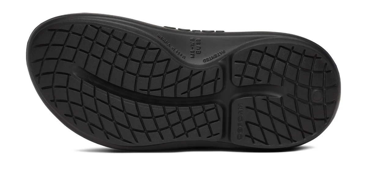 Women's OOyea Slide Sandal - Black 8 Women's OOyea Slide Sandal - Black