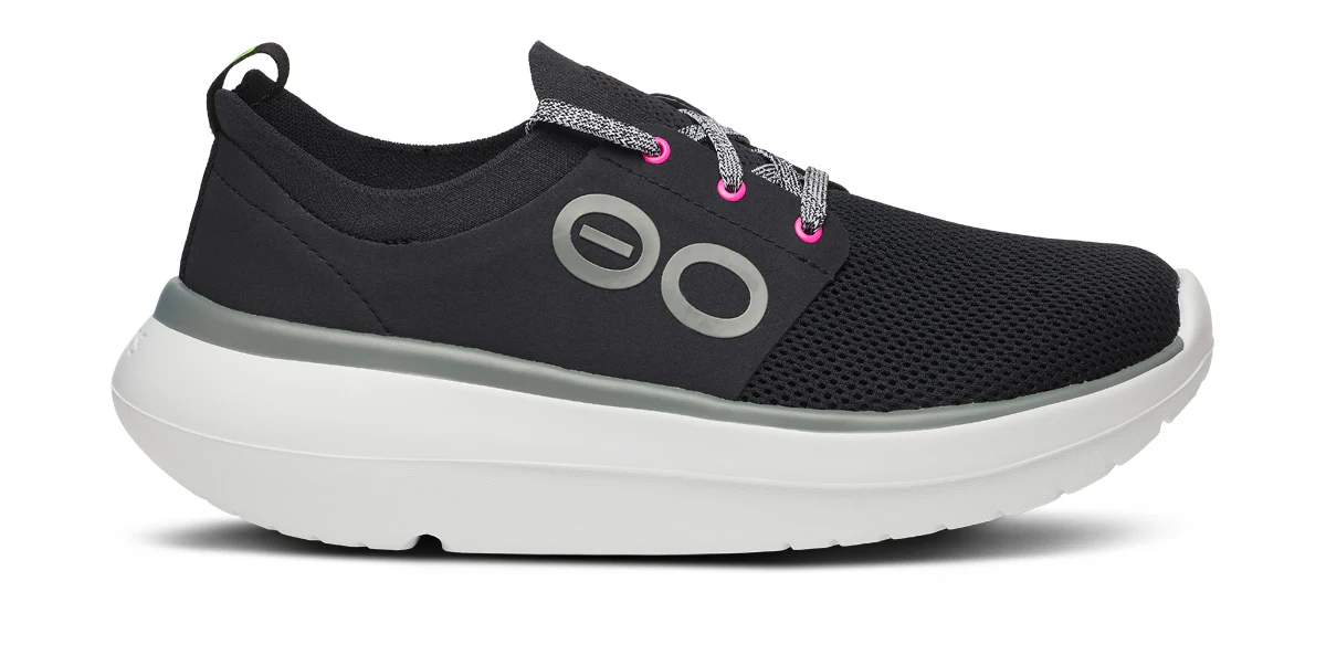 Women's OOmy Stride - White Black 2 Women's OOmy Stride - White Black