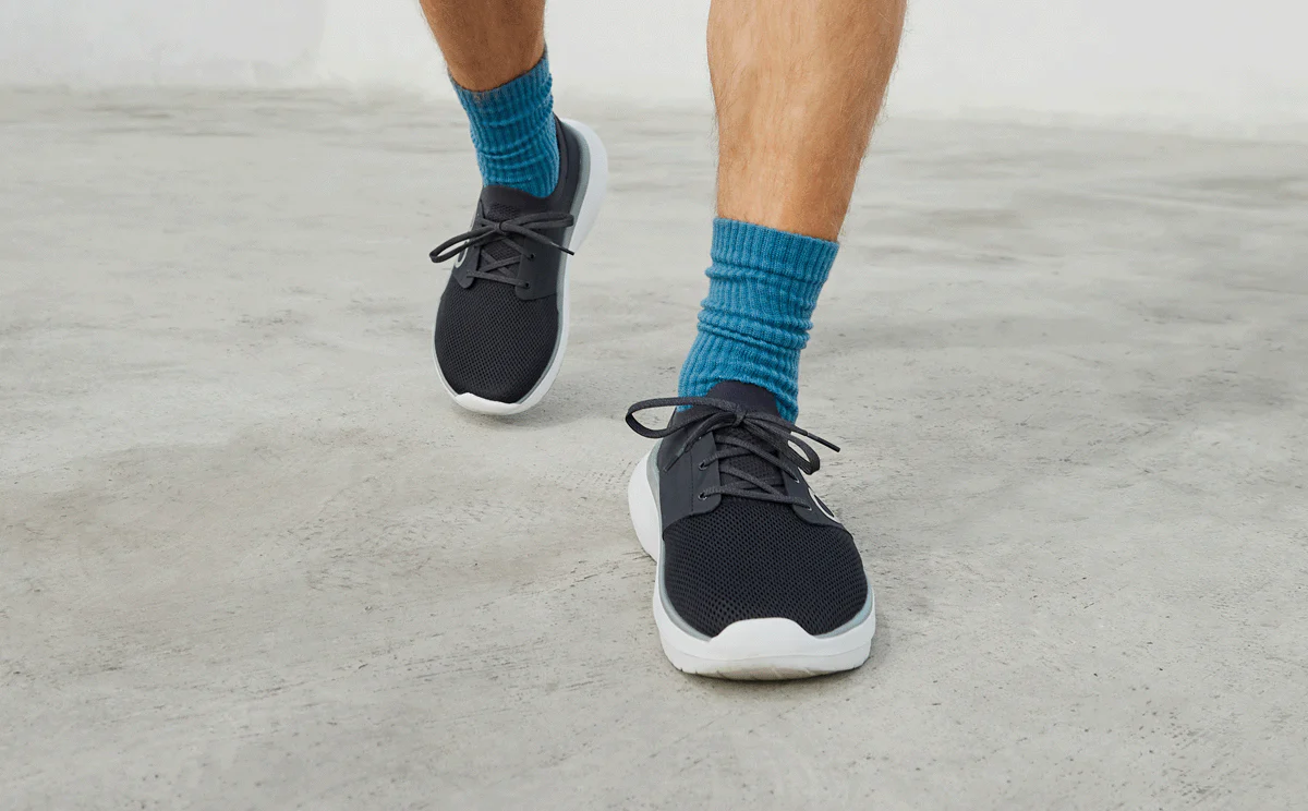 Men's OOmy Stride - White Black 9 Men's OOmy Stride - White Black