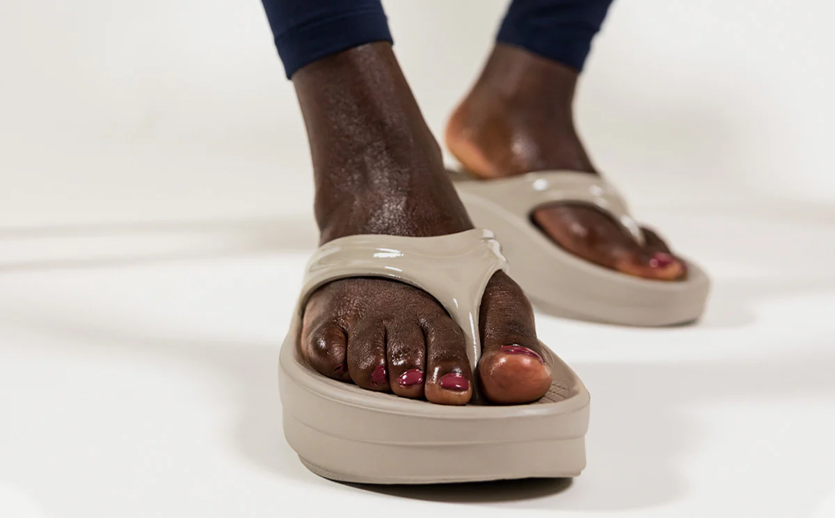 Women's OOmega OOlala Sandal - Nomad 10 Women's OOmega OOlala Sandal - Nomad
